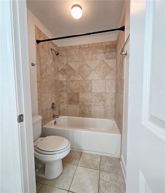Building Photo - 5710 Swift Creek Ct