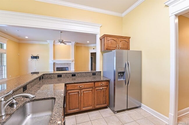 Building Photo - 8318 Chadburn Way