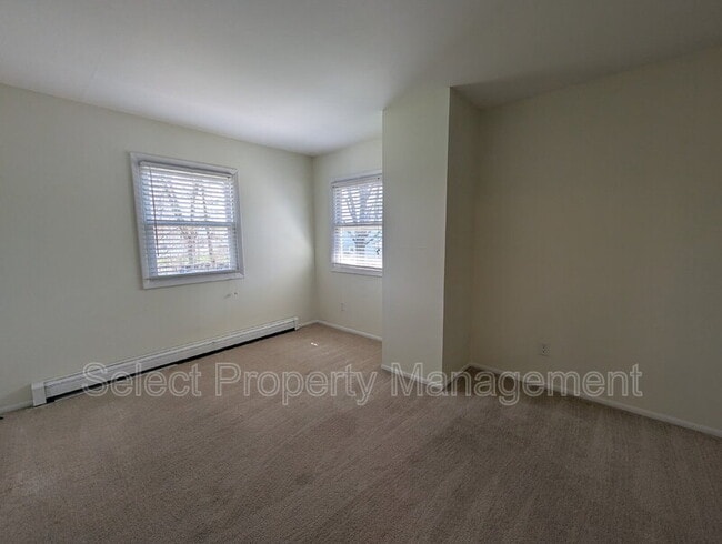 Building Photo - 3226 Arrowwood Dr