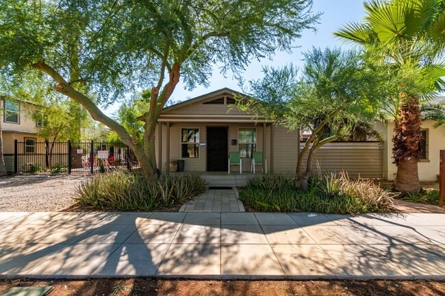 Building Photo - Charming Home in Garfield District – Renovated w/ Hardwood Floors, Granite Counters, In-Unit W/D ...