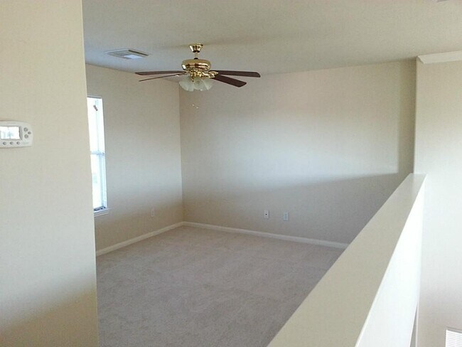Building Photo - 16618 Pademelon Dr