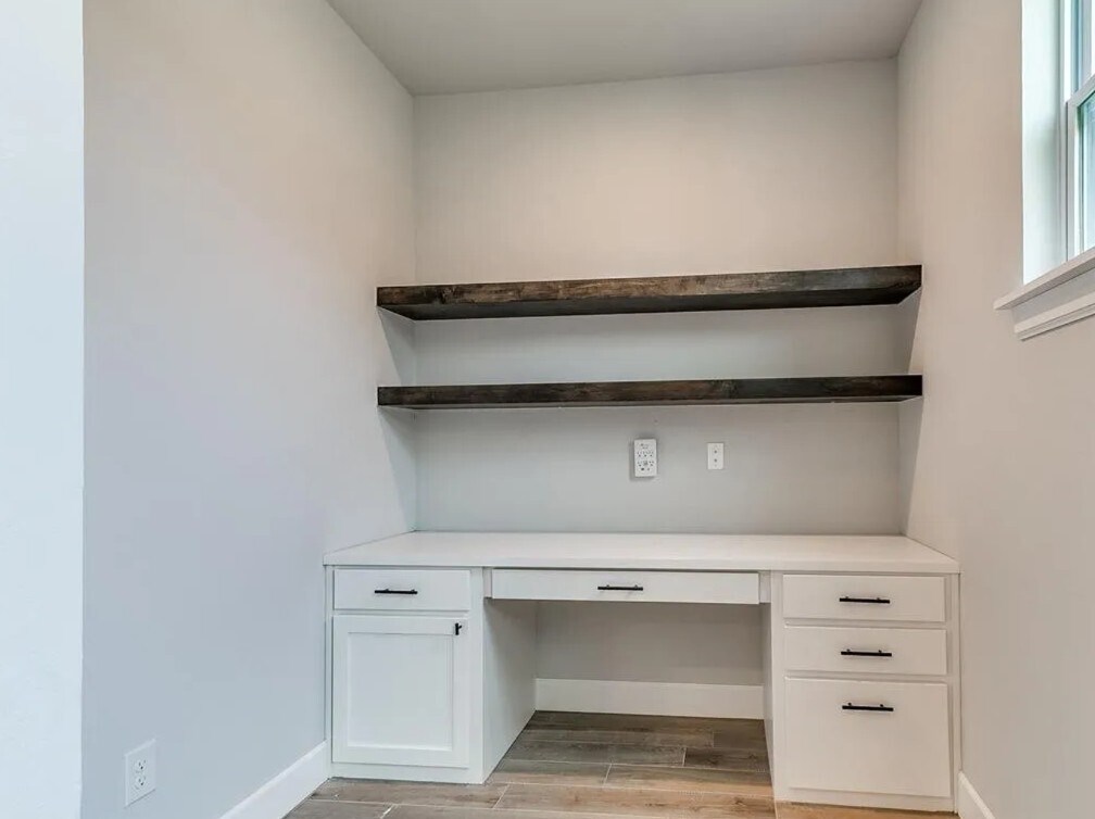 Small Officer off Living - 1221 SW 141st St