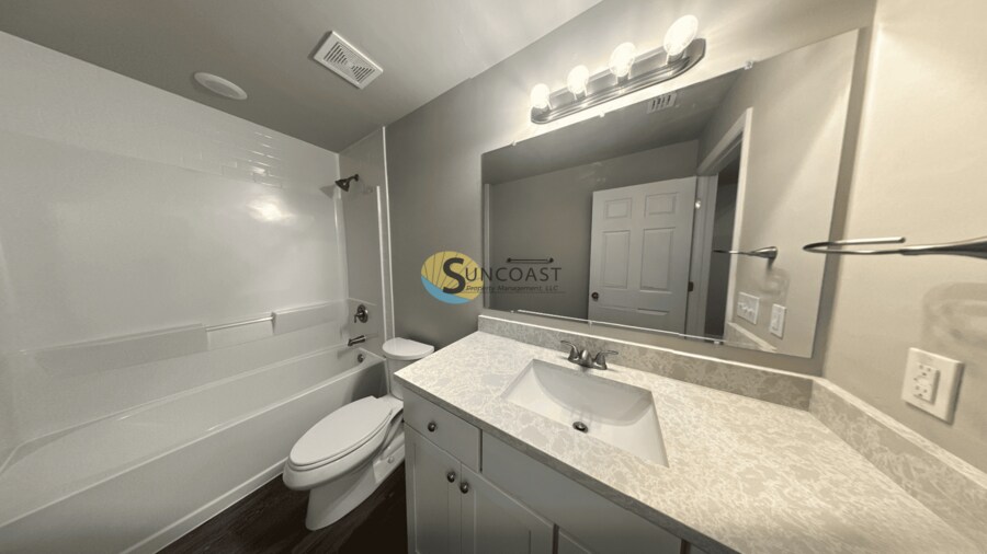 Building Photo - 1720 NW 9th Pl