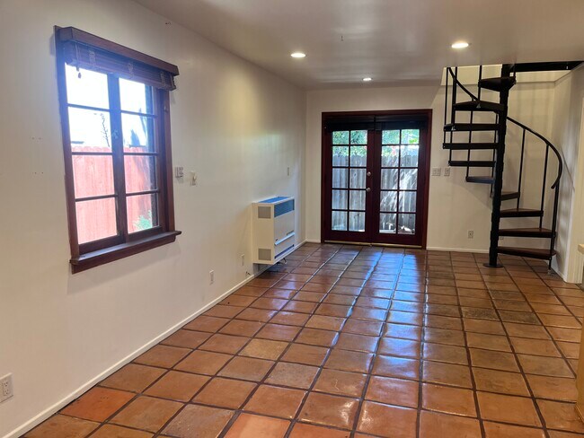 Building Photo - 507 Ashland Ave