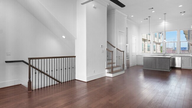 Building Photo - 4018 University Grove St