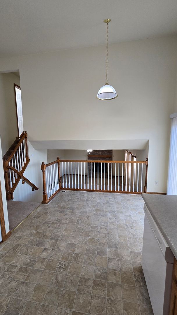 Building Photo - 7238 Banberry Dr