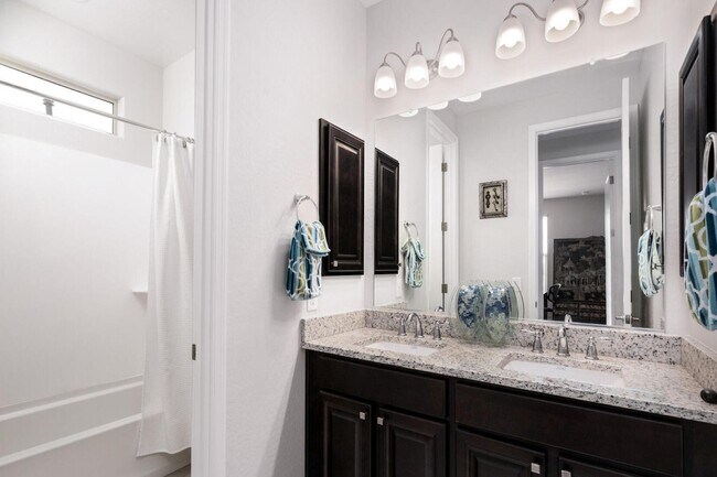 Building Photo - 18426 N 65th Pl