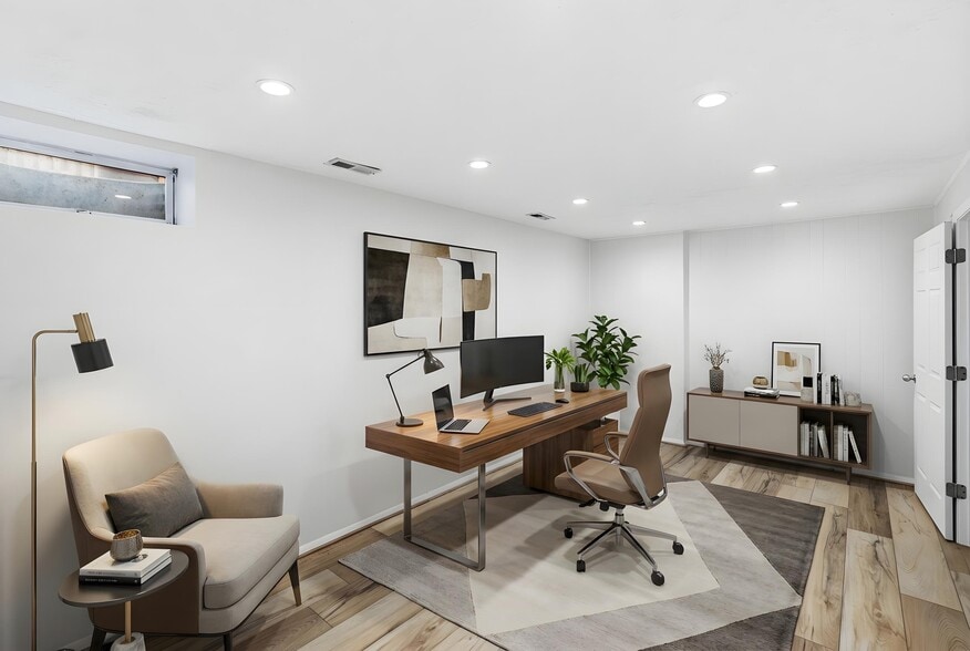 Building Photo - 19136 Willow Spring Dr