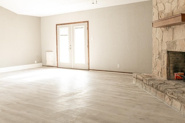 Building Photo - 216 Warbonnet Trail