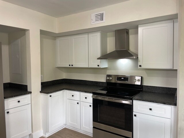 Building Photo - 6905 Cleaton Rd