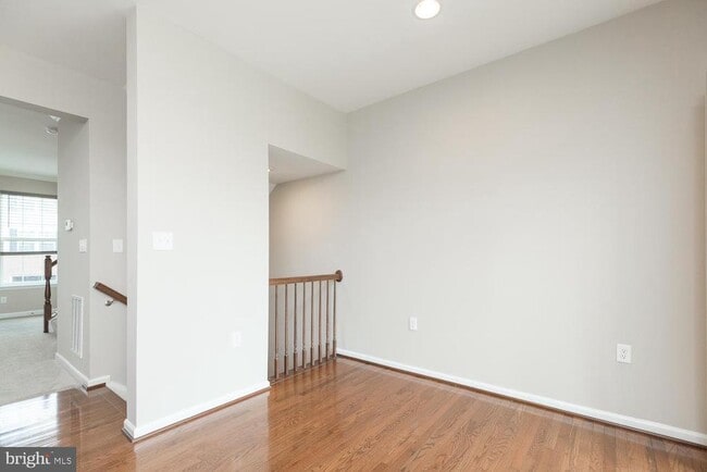 Building Photo - 227 Schramm Lp