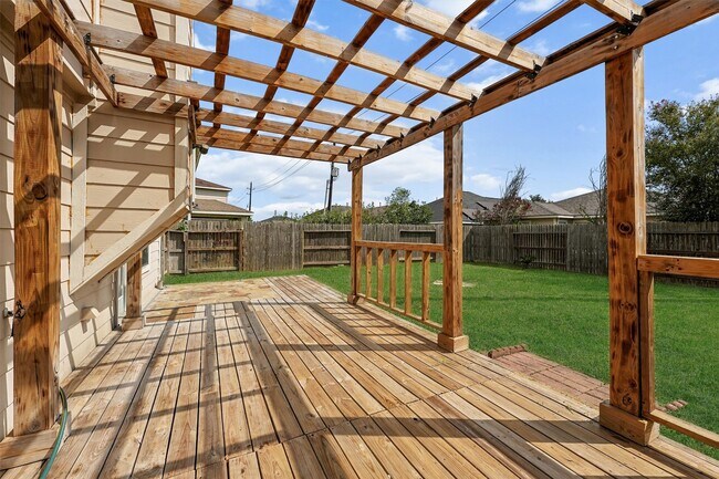 Building Photo - 29210 Legends Beam Dr