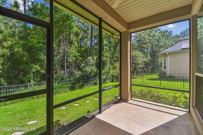 Building Photo - 263 Stonewell Dr