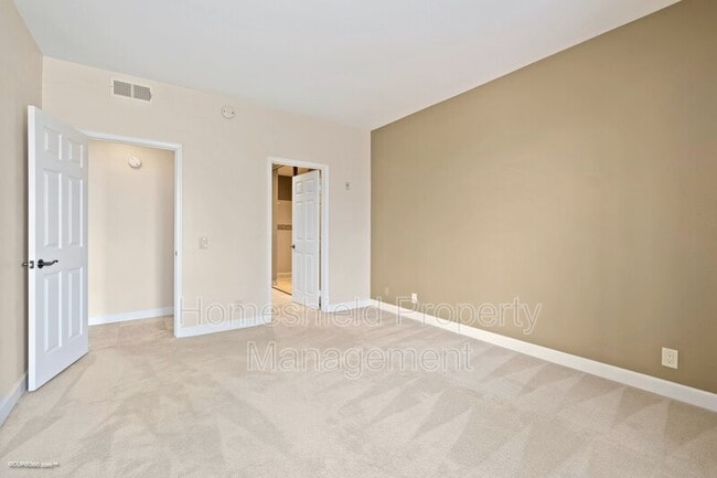 Building Photo - 5895 Friars Rd