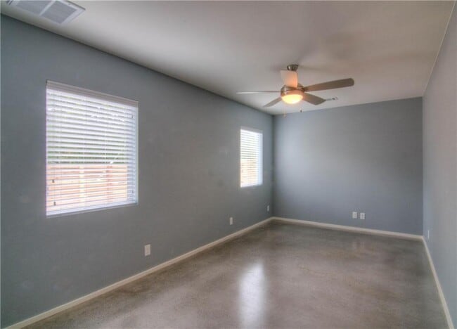 Building Photo - 4527 Depew Ave