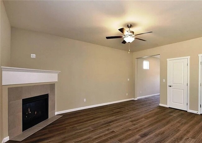 Building Photo - 4511 Sand Dollar Dr