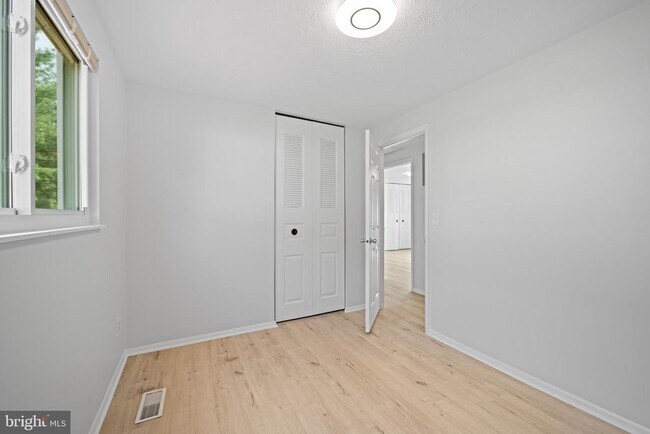 Building Photo - 4005 Pickstone Dr