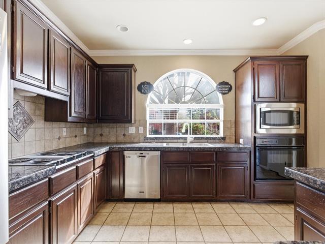 Building Photo - 3017 Manga Dr