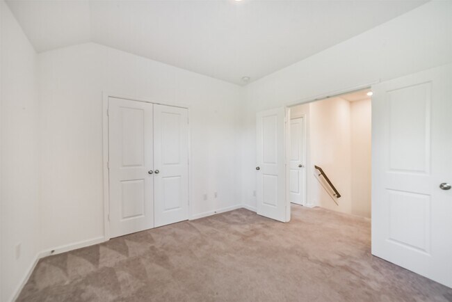 Building Photo - 547 Bristol Tide Ct