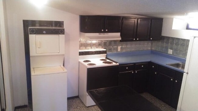 Building Photo - 83 Co Rd 308
