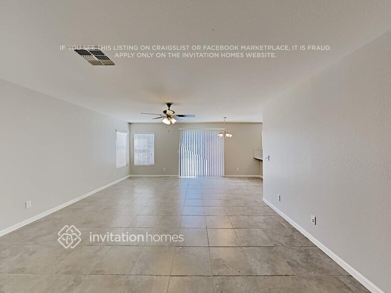 Building Photo - 917 S 224th Ln