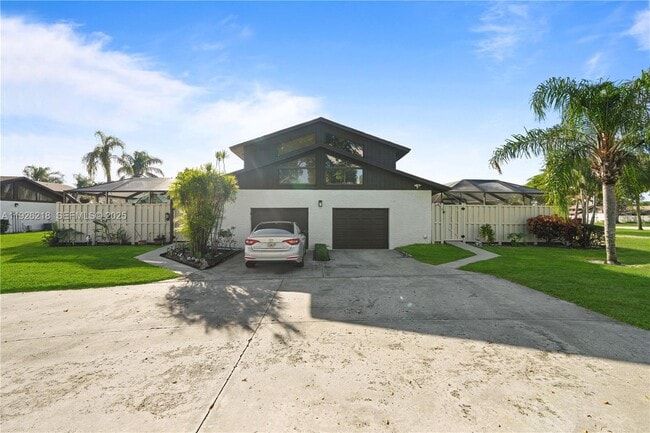 Building Photo - 9568 Boca Gardens Pkwy