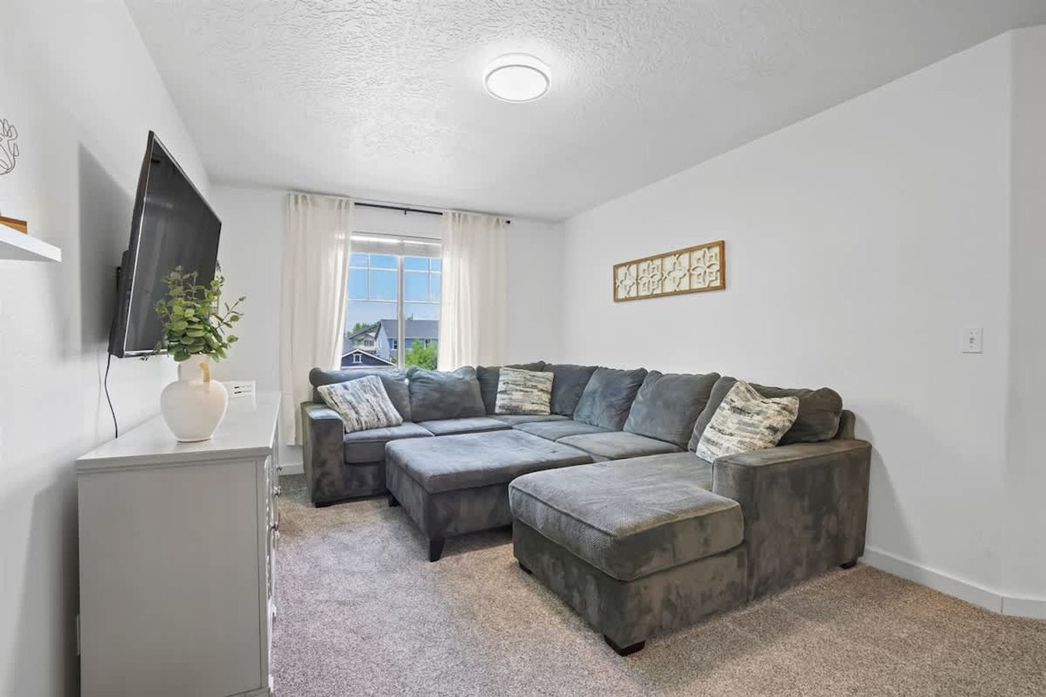 Building Photo - 11230 Silver River Loop