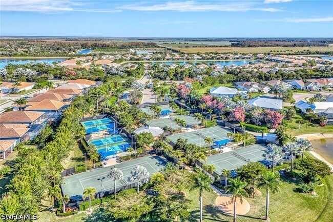 Building Photo - 14559 Edgewater Cir