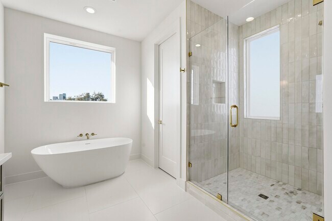 Building Photo - 3828 Wilmer St