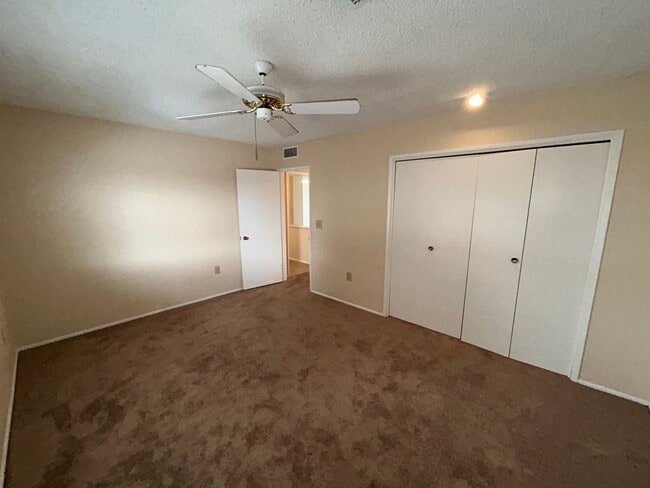 Building Photo - 10551 W Prairie Hills Cir