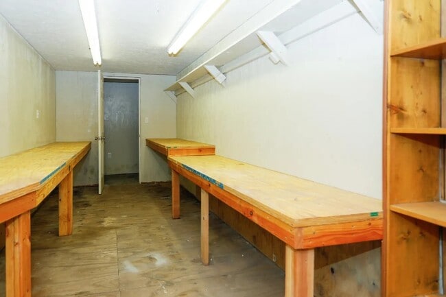 Building Photo - 60341 Constantine Rd