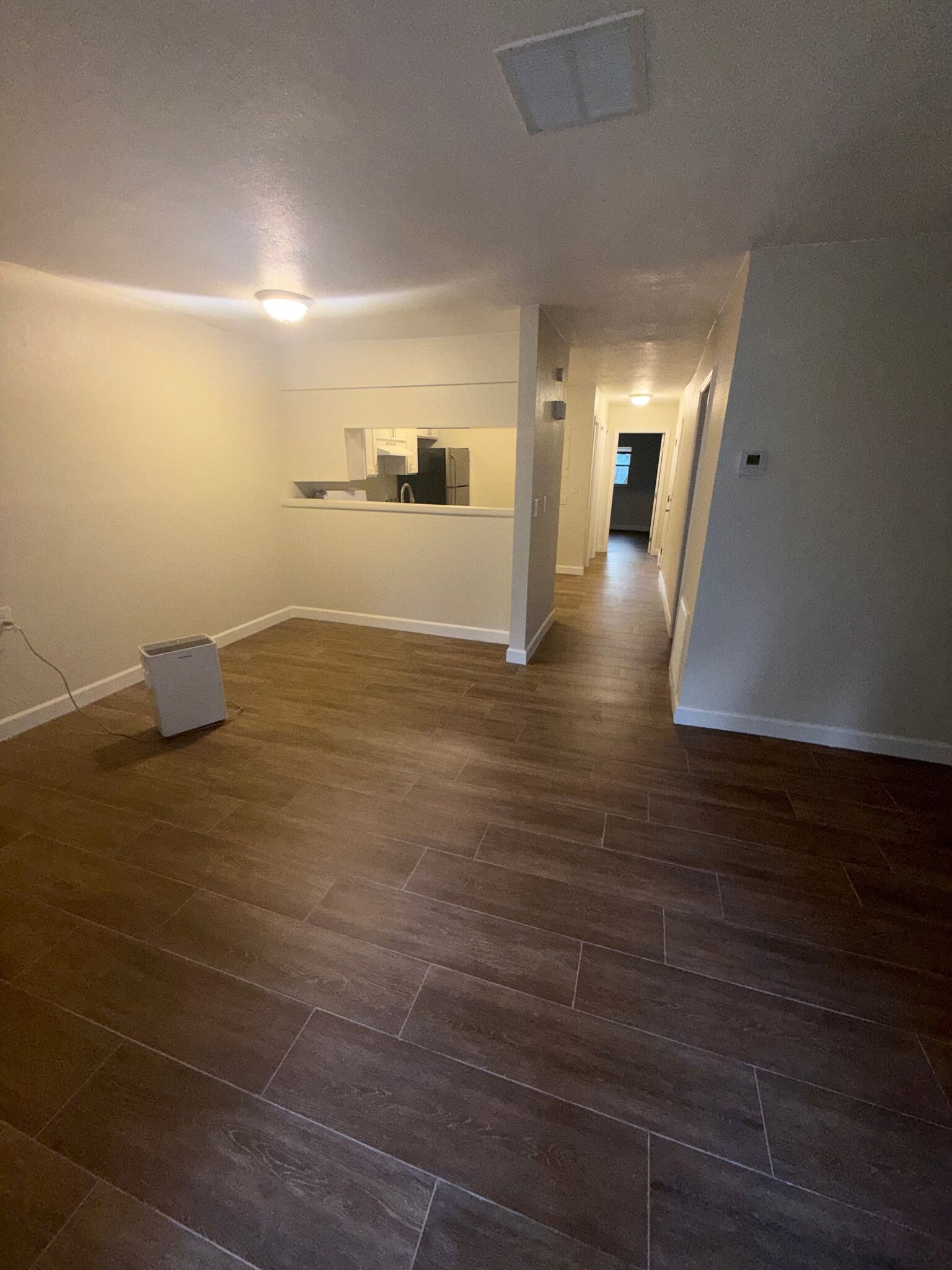 Building Photo - 7116 Oakwood Dr