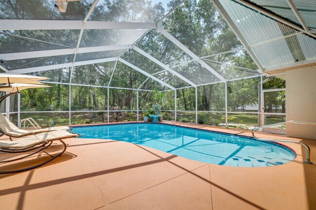 Building Photo - 9939 SW 203rd Cir