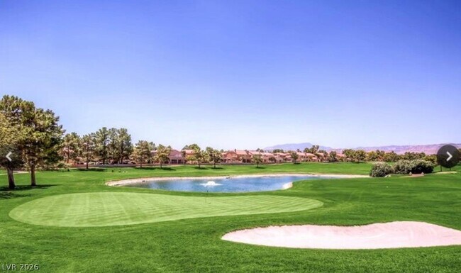 Building Photo - 8243 Round Hills Cir