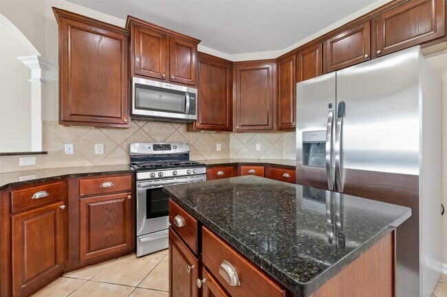 Building Photo - 22007 Castle Hawk Trail