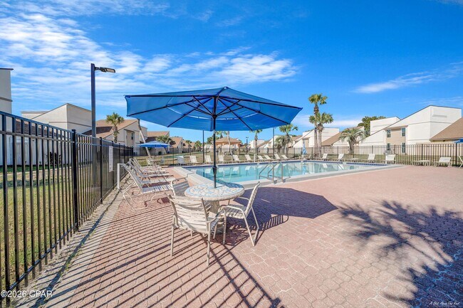 Building Photo - 17462 Front Beach Rd