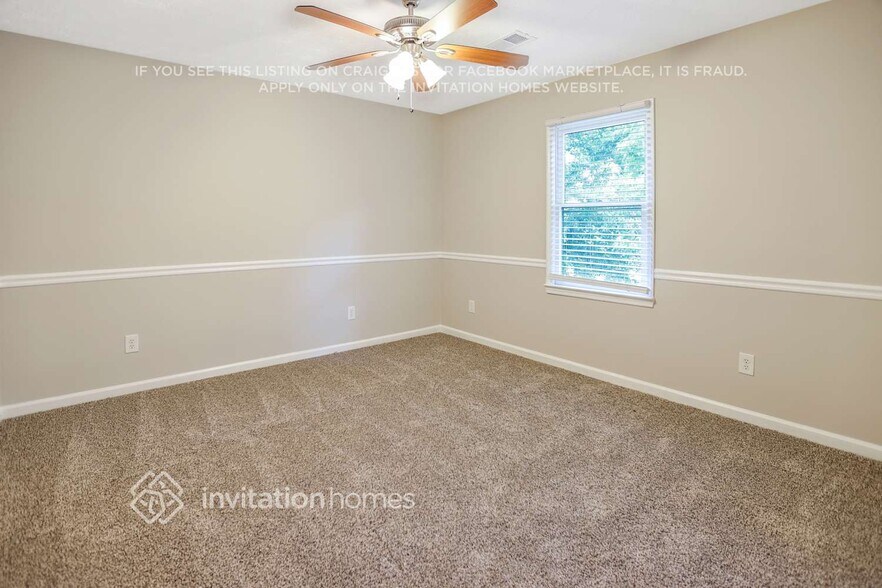 Building Photo - 17 Henley Cir