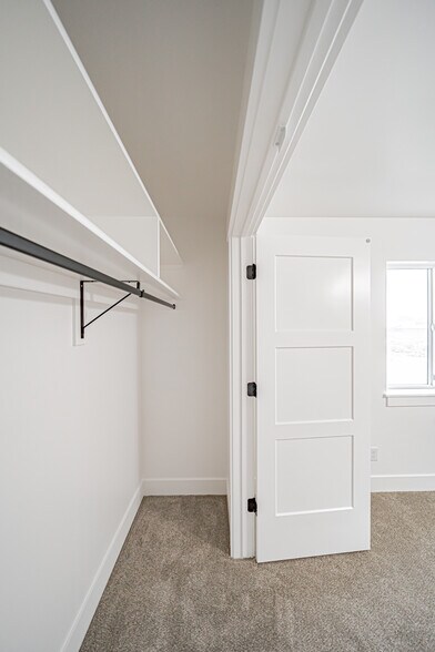 Building Photo - 497 Pleasant Country Ln