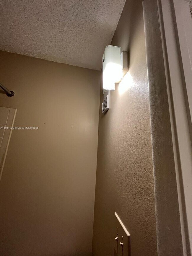 Building Photo - 4501 W McNab Rd