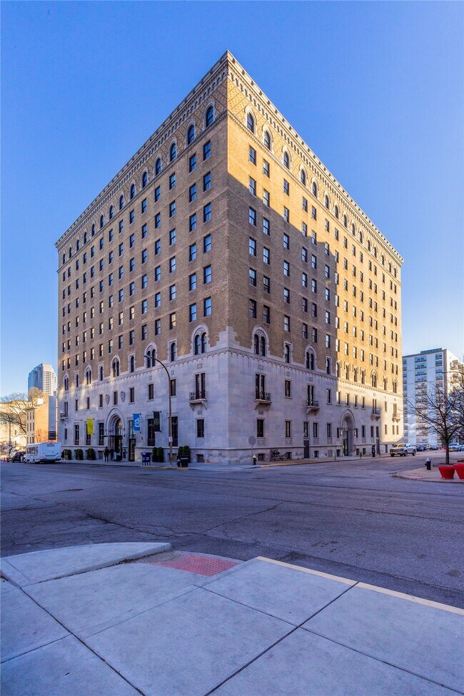 Building Photo - 1511 Locust St