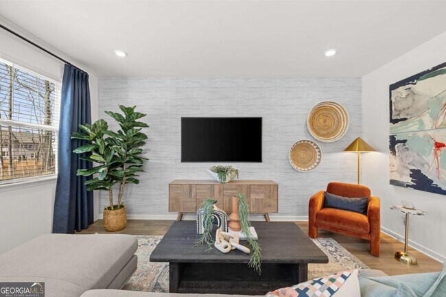 Building Photo - 2546 States Ave