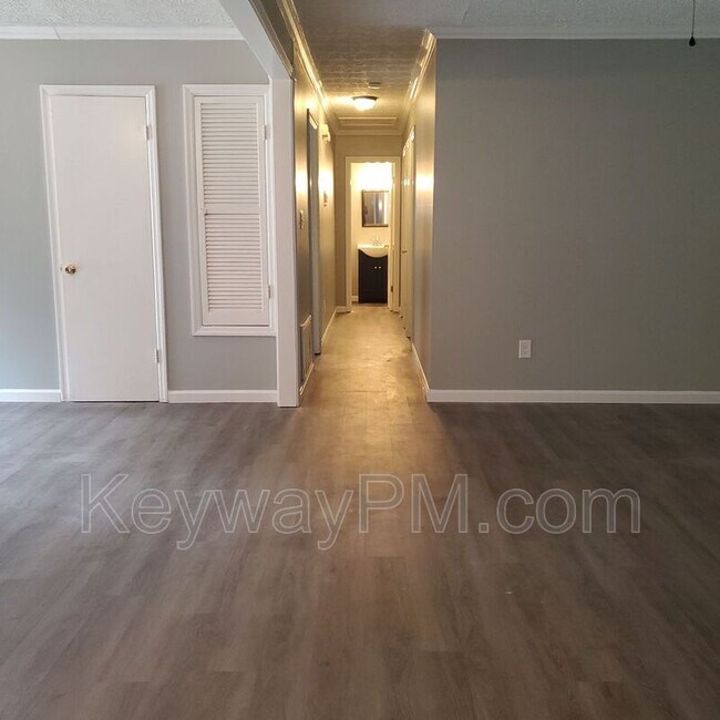 Building Photo - 3567 Kindling Dr