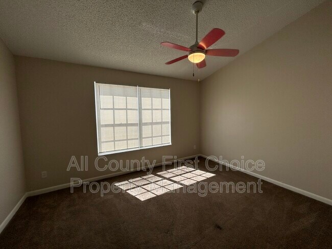 Building Photo - 6600 121st Ave N