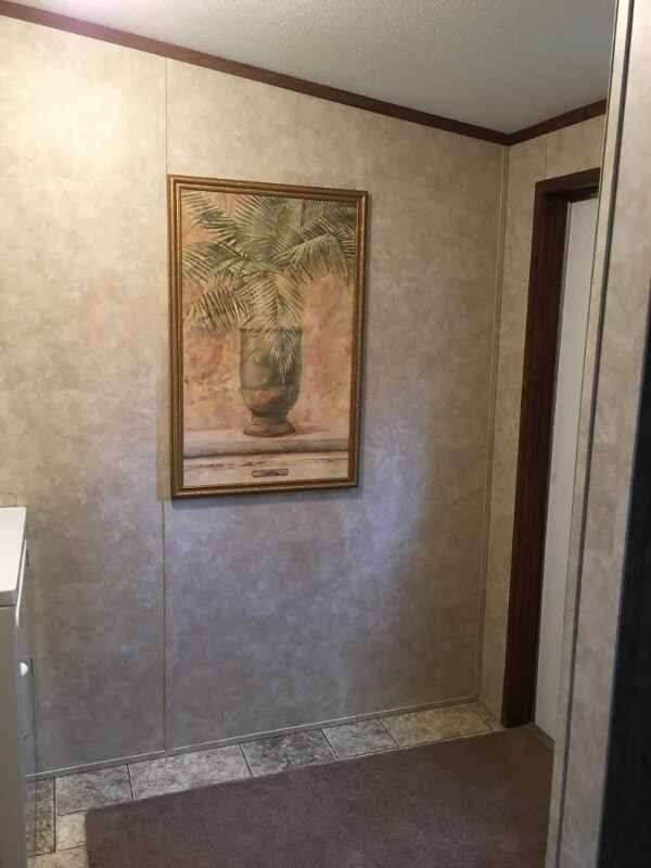 Building Photo - 2009 Model 3 Bedroom 2 Bath Mobile Home