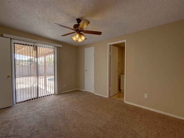 Building Photo - 651 E Glade Ave