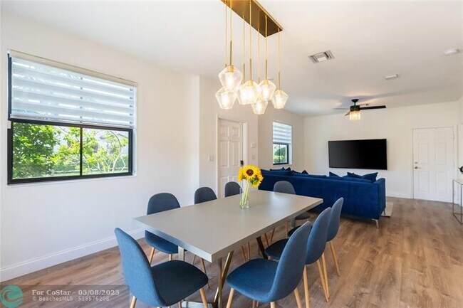 Building Photo - 4637 Caspian Way