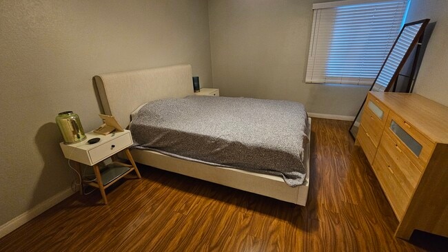 Bedroom entry - 18645 Hatteras St