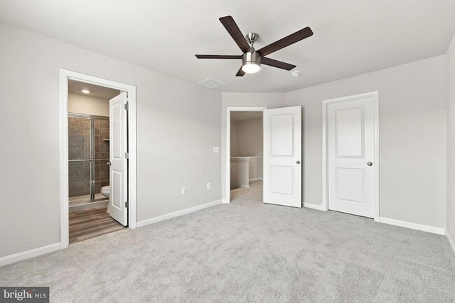 Building Photo - 432 Seeback Dr