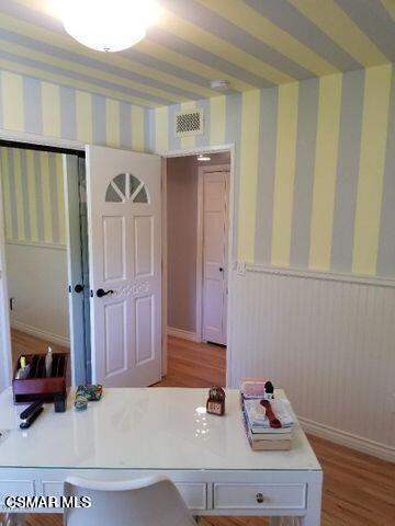 Building Photo - 885 Boxthorn Ave