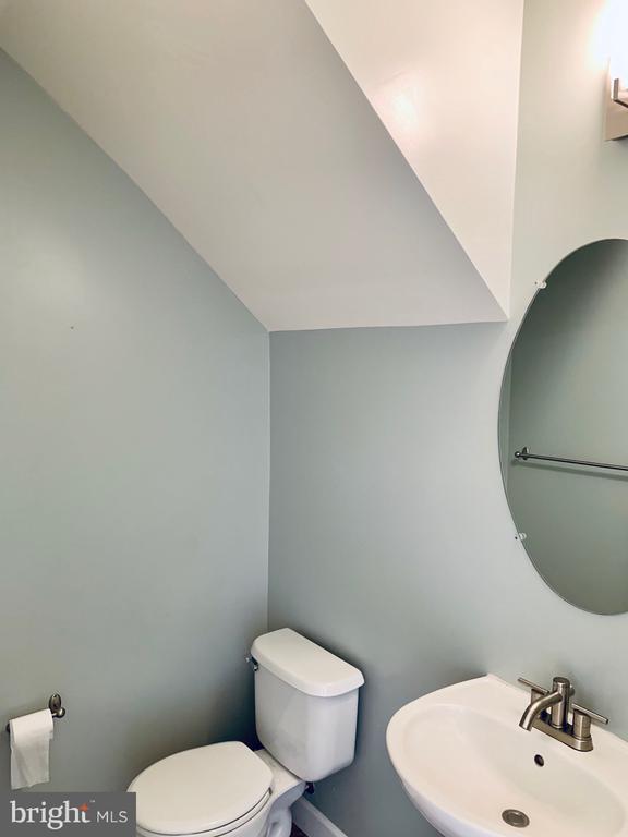 Building Photo - 6149 Stonehenge Pl